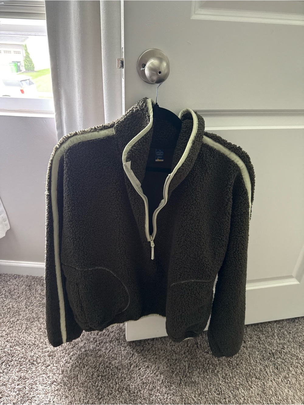 Old Navy Olive Green Sherpa Quarter-Zip Pullover with Cream Trim